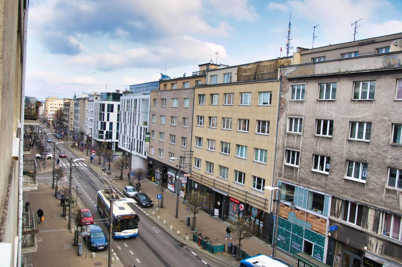 Posrod Drzew Studio Swietojanska Gdynia Exterior foto